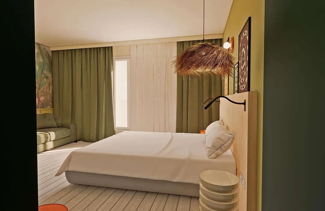 Ibis Styles Vannes Pte Golfe-1